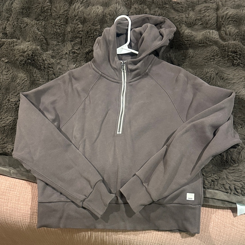 Vuori half zip hoodie